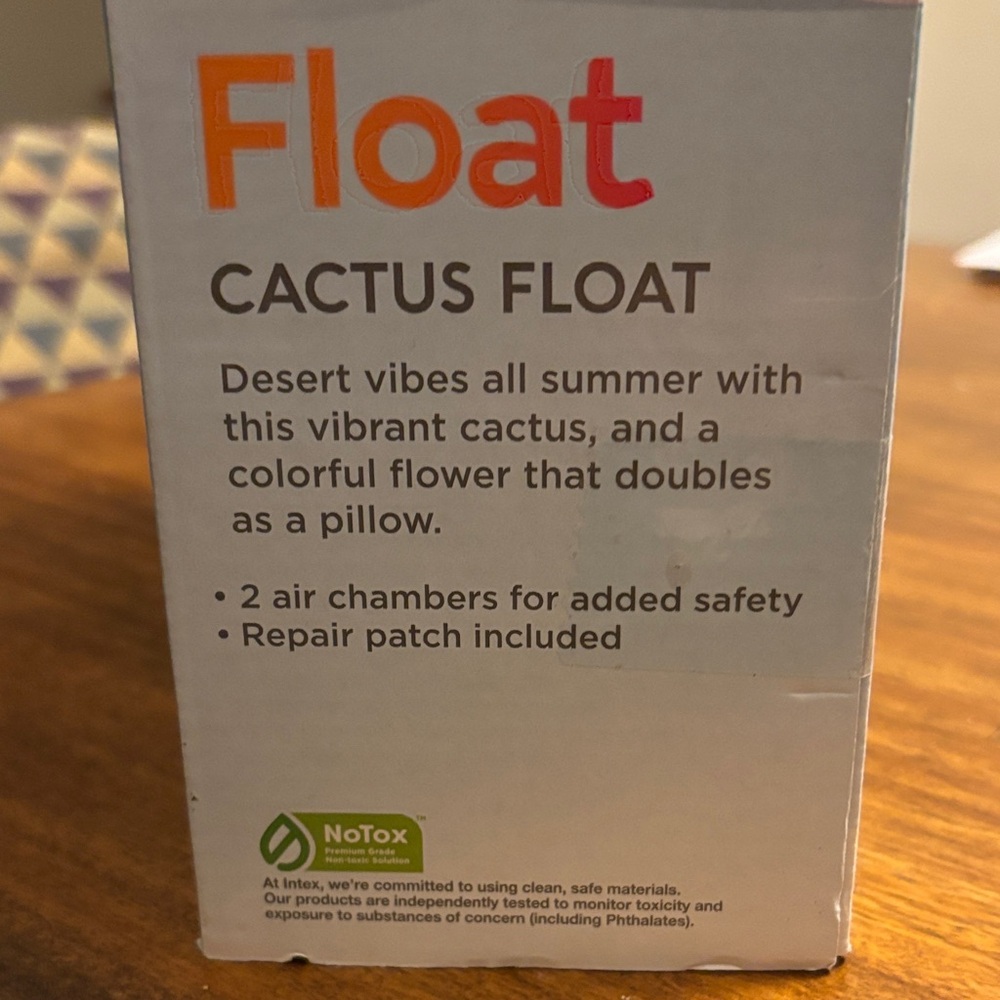 Intex Green Cactus Pool Float new sealed - Picture 3 of 3